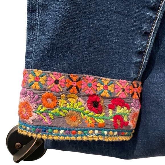 GORGEOUS JW UPCYCLED JEANS - SZ 29 - Picture 2 of 11